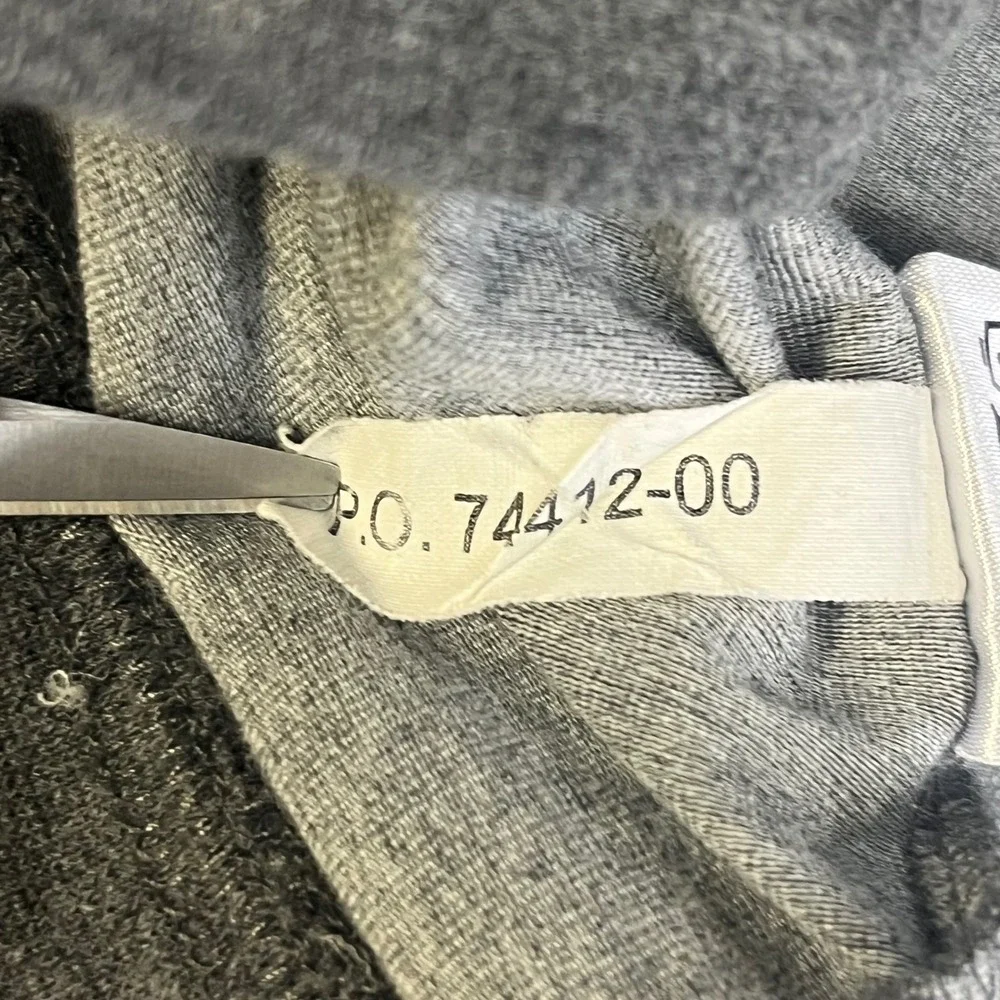 Travis Mathew Quarter Zip‎ Pullover Mens Size Medium Gray Striped Golf Sweater